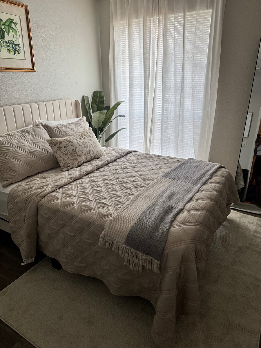 Furnished Finder property 1047309_1 photo 6