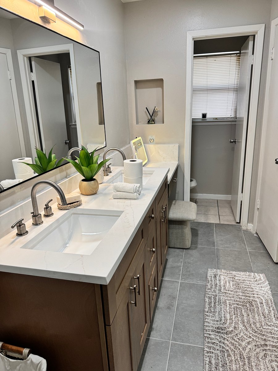 Furnished Finder property 1047309_1 photo 12