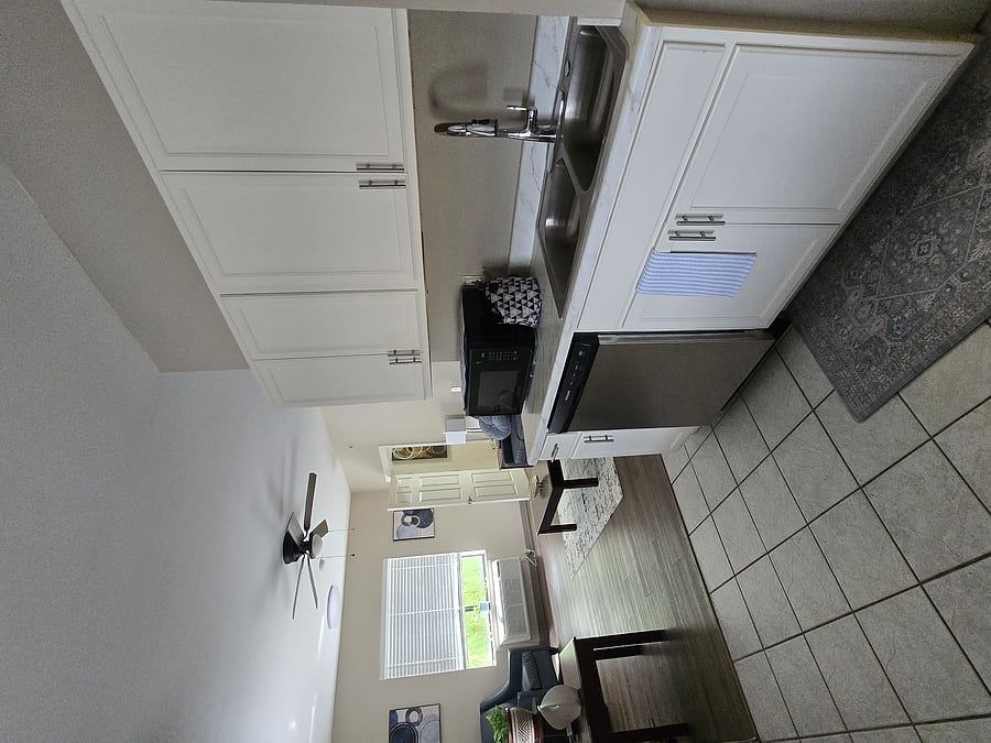 Furnished Finder property 1047344_1 photo 3