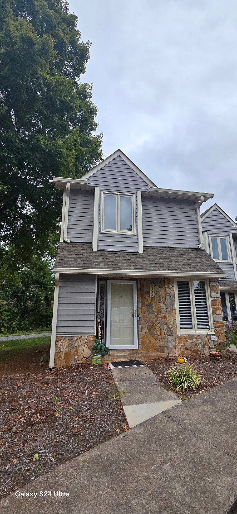 Furnished Finder property 1047346_1 photo 16