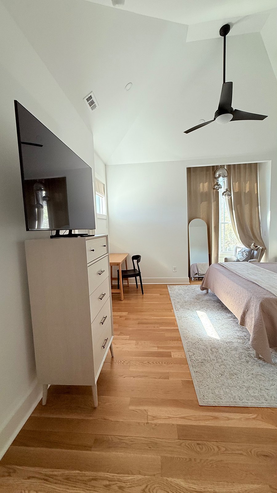 Furnished Finder property 1047375_1 photo 35