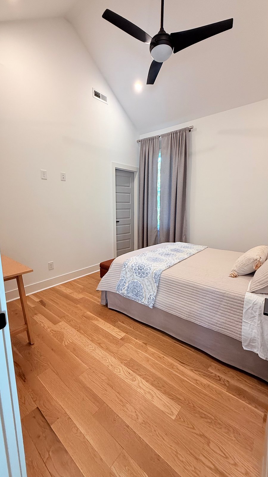 Furnished Finder property 1047375_1 photo 28
