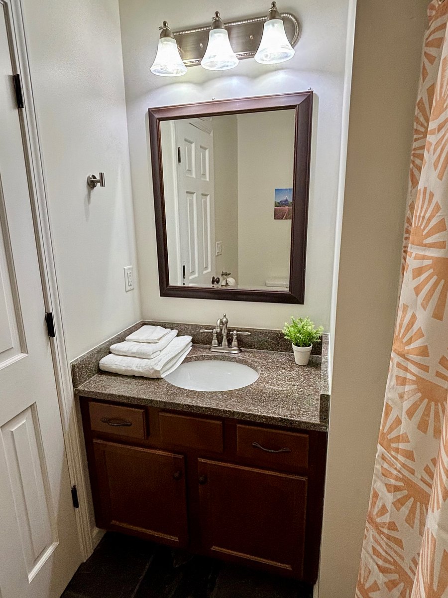Furnished Finder property 1047377_1 photo 14