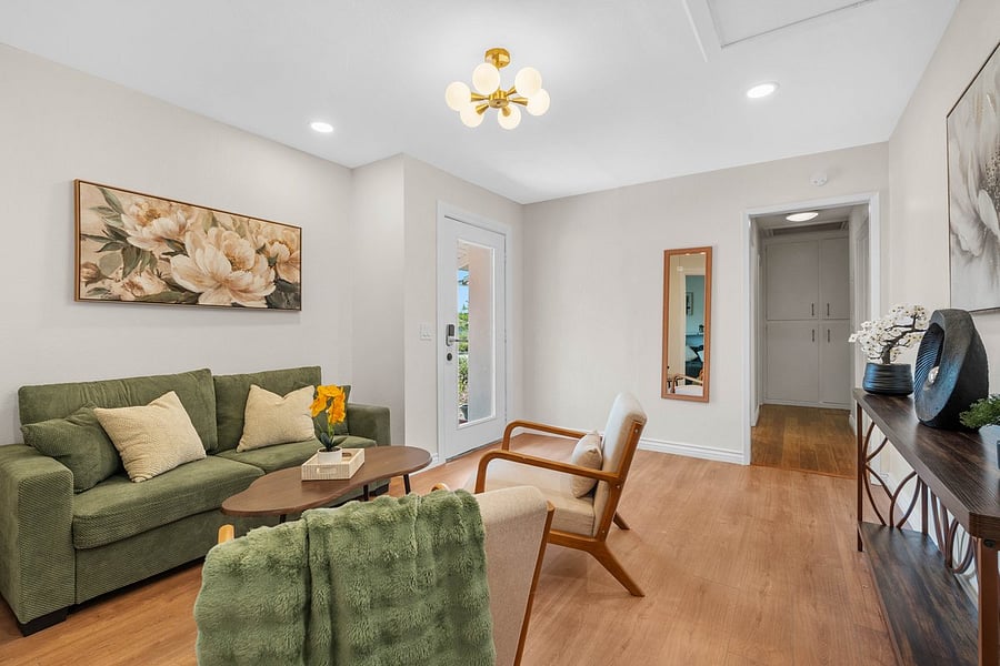 Furnished Finder property 1047386_1 photo 7