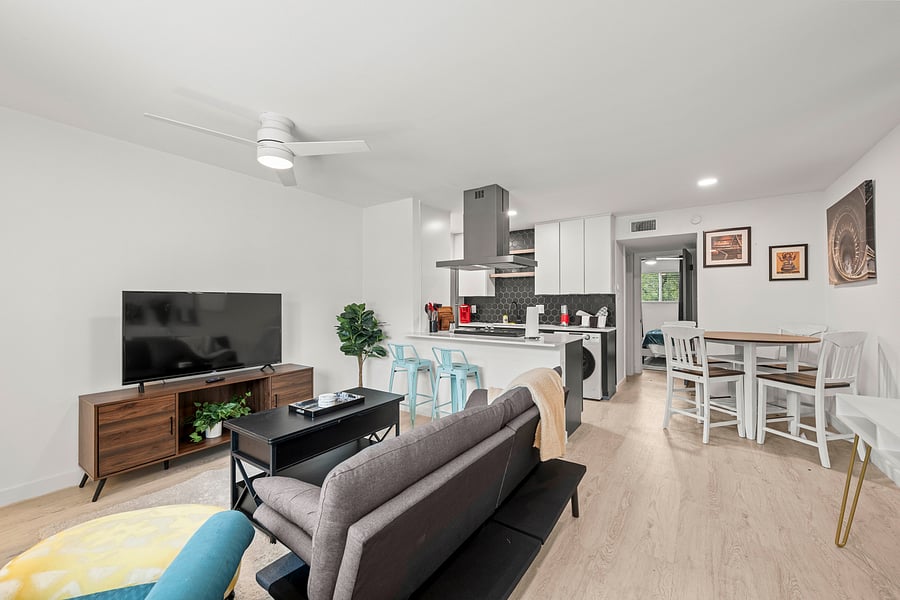 Furnished Finder property 1047395_1 photo 12