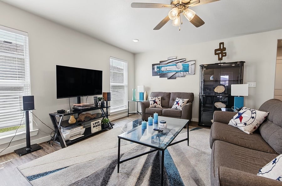 Furnished Finder property 1047400_1 photo 3