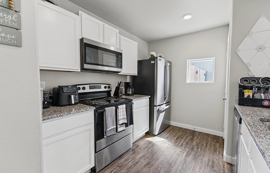 Furnished Finder property 1047400_1 photo 6