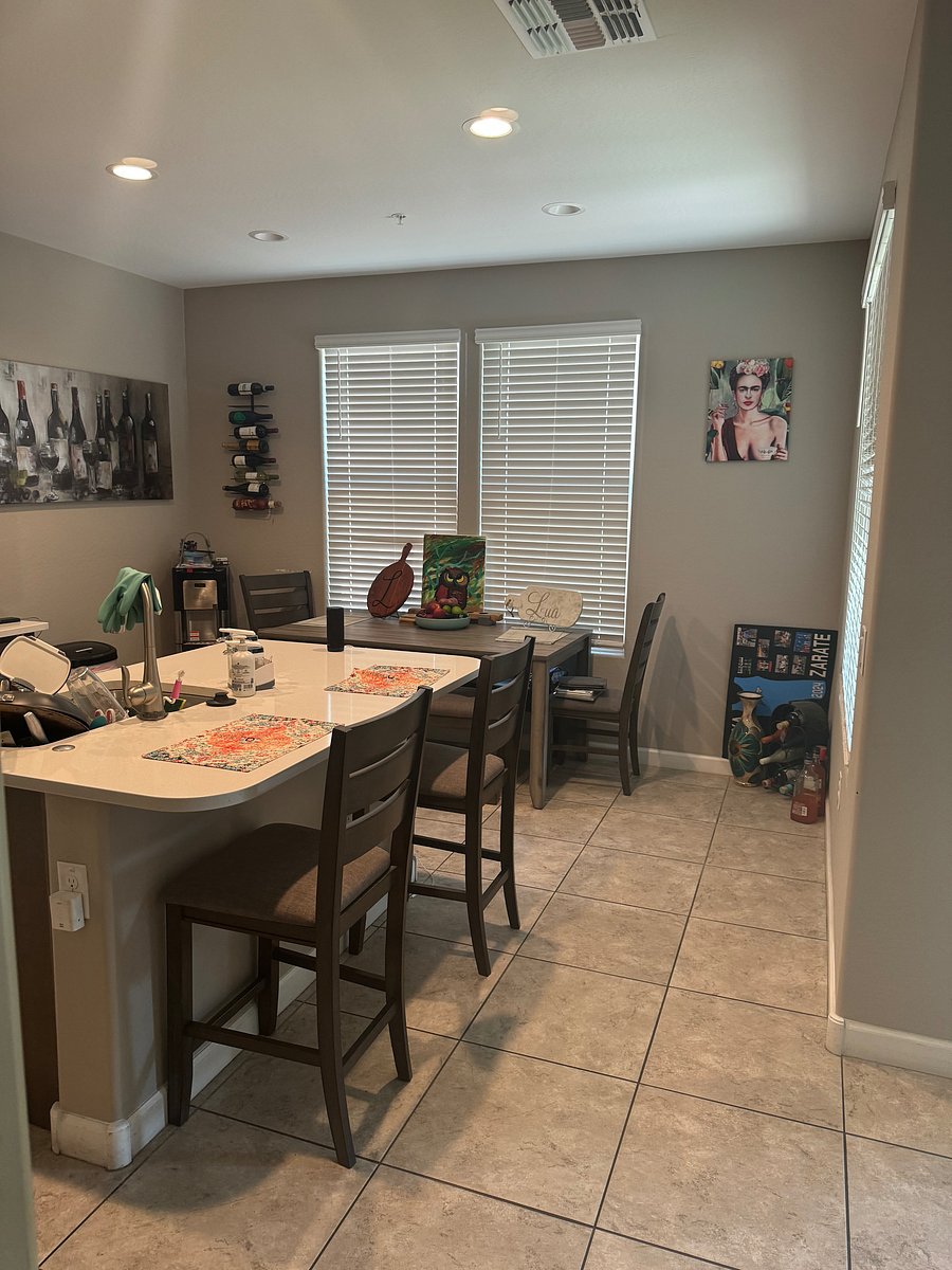 Furnished Finder property 1047420_1 photo 3