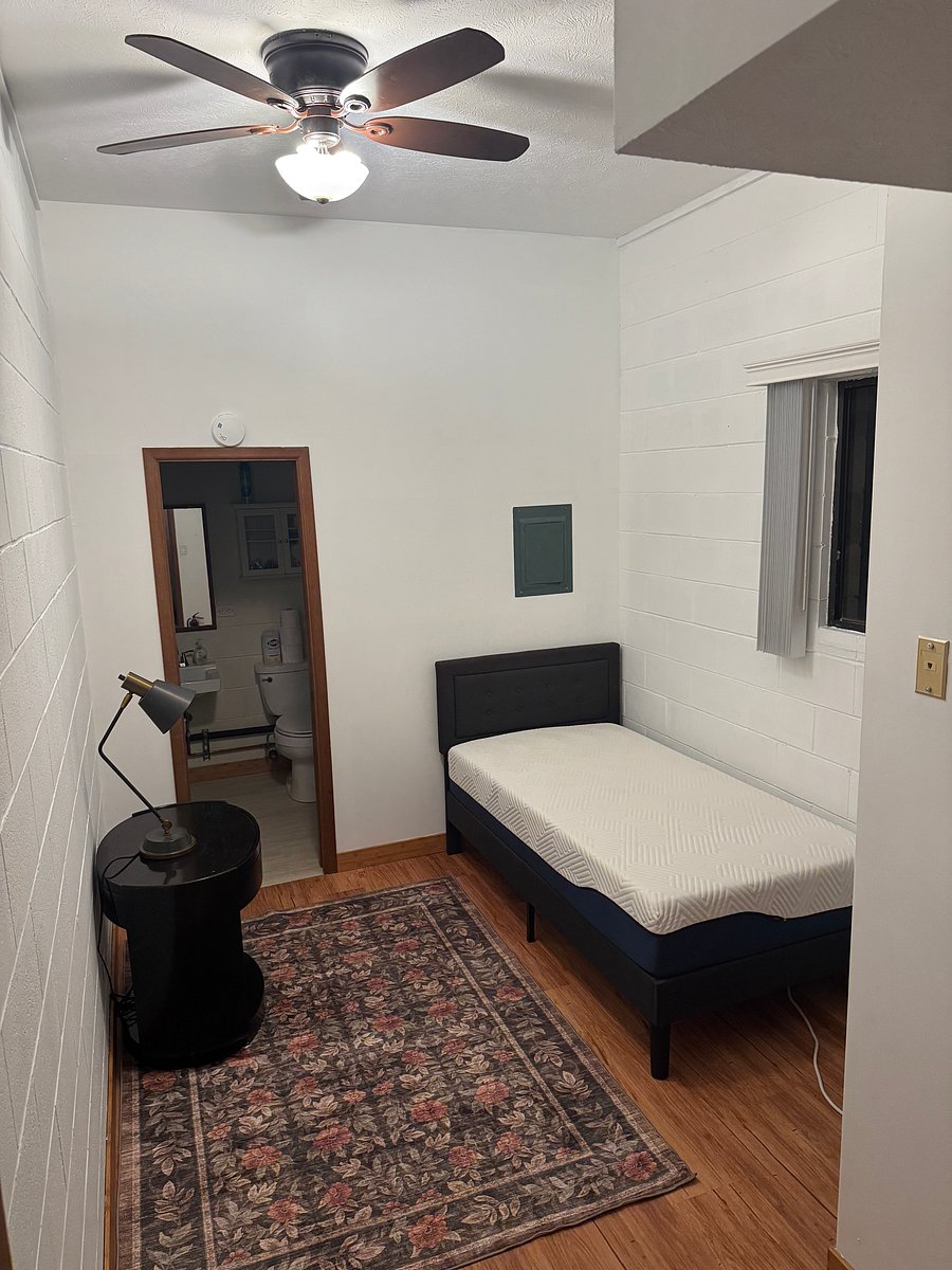 Furnished Finder property 1047438_1 photo 2