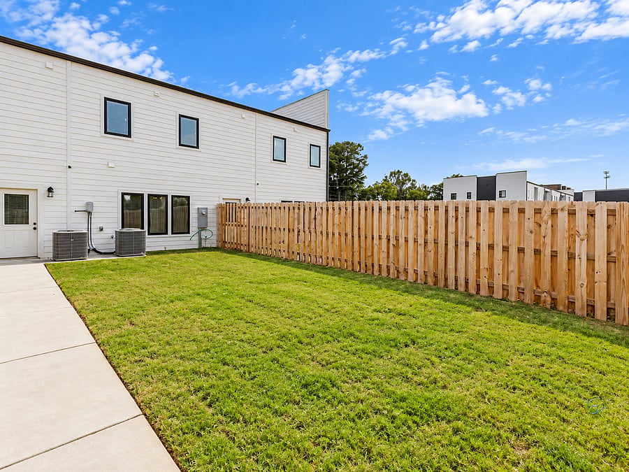 Furnished Finder property 1047443_1 photo 26