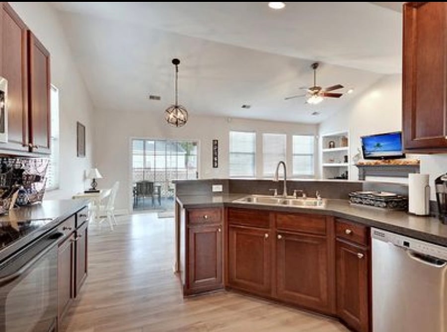 Furnished Finder property 1047449_1 photo 14