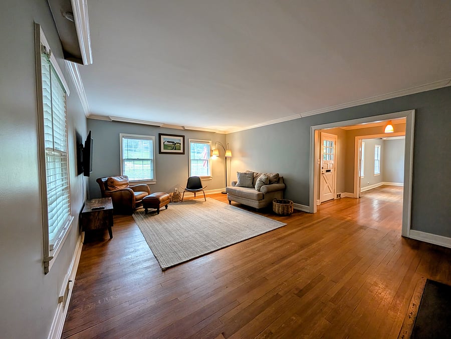 Spacious living room.