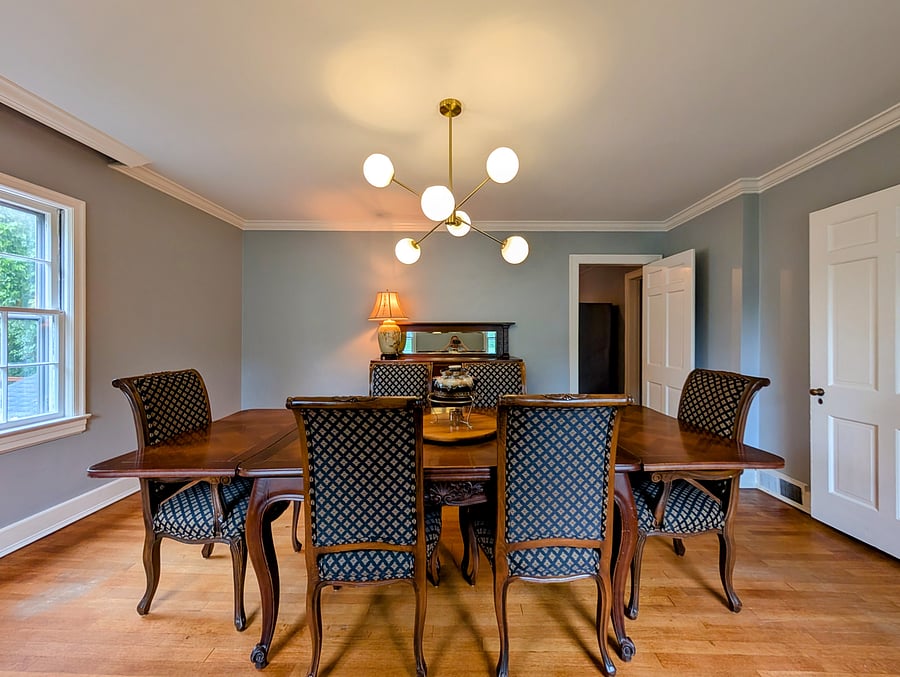 Dining room with seating for 6.