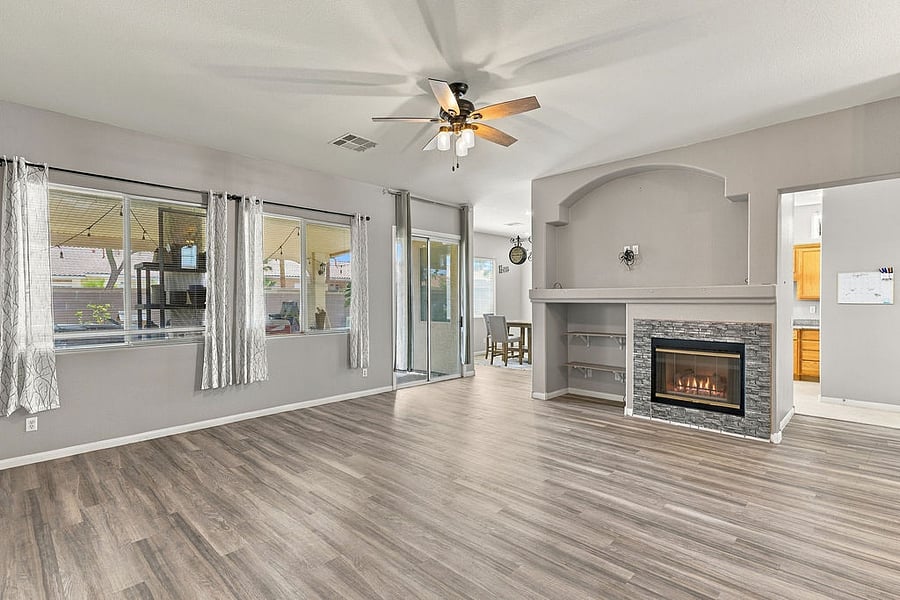 Furnished Finder property 1047535_1 photo 2