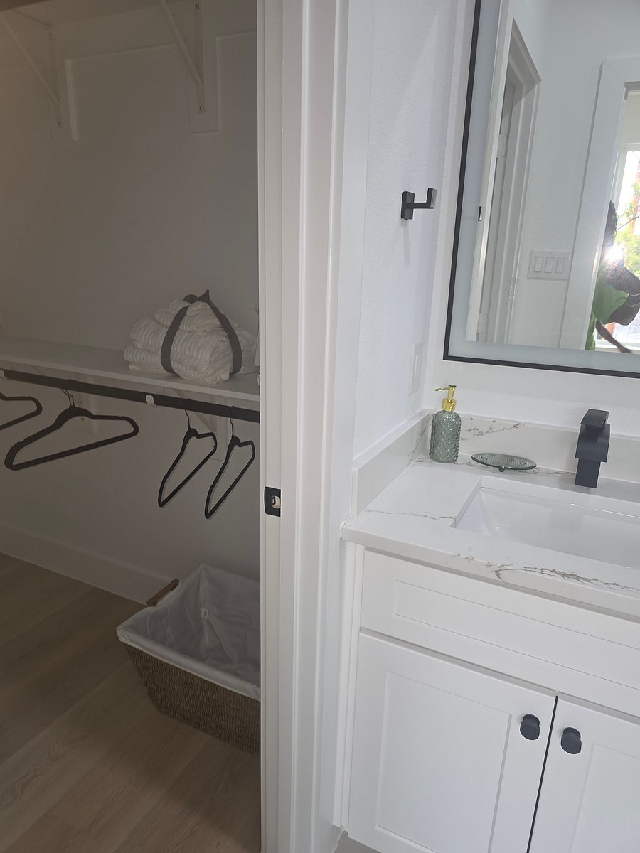 Furnished Finder property 1047563_1 photo 4