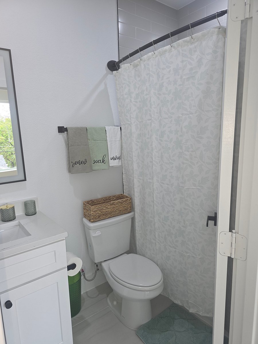 Furnished Finder property 1047563_1 photo 3