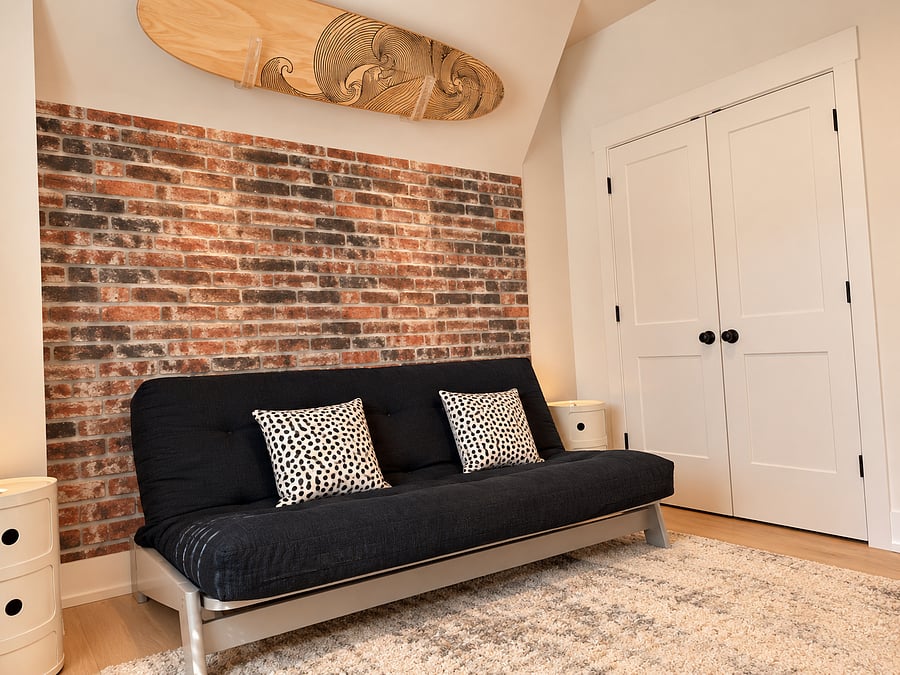 Third bedroom with futon that converts to a full-size bed