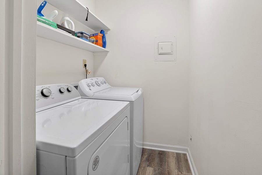 Furnished Finder property 1047614_1 photo 8