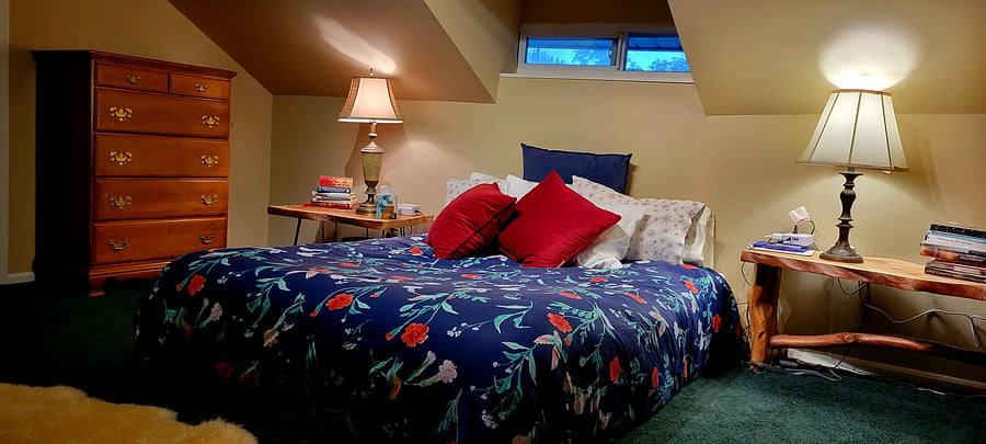 The tree house, a spacious and cozy retreat.