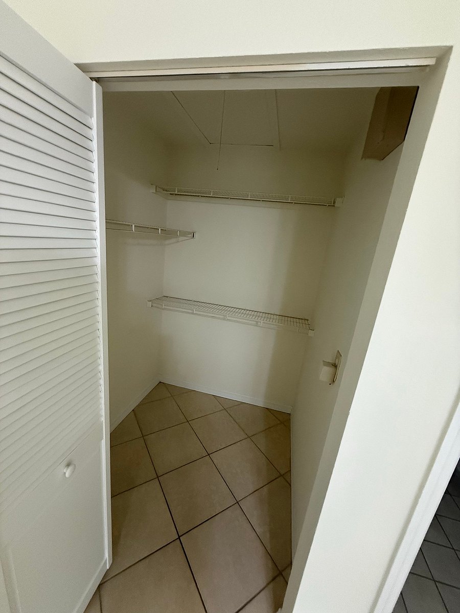 Furnished Finder property 1047628_1 photo 9