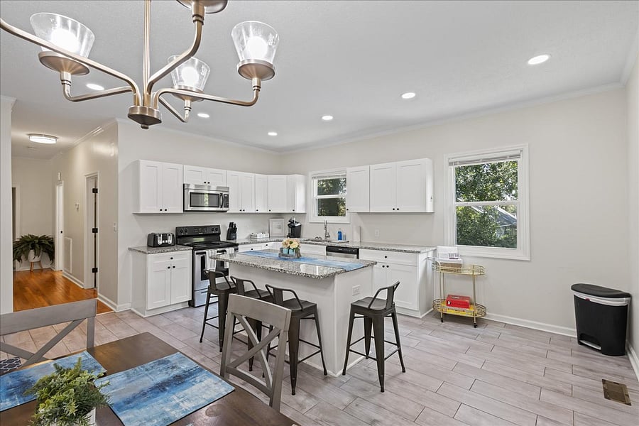 Furnished Finder property 1047633_1 photo 3