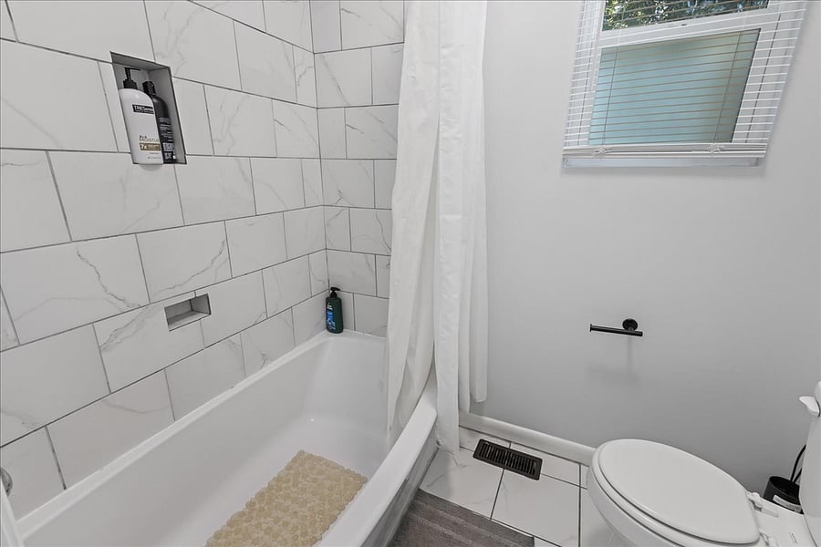 Furnished Finder property 1047633_1 photo 25