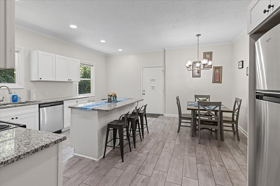 Furnished Finder property 1047633_1 photo 4