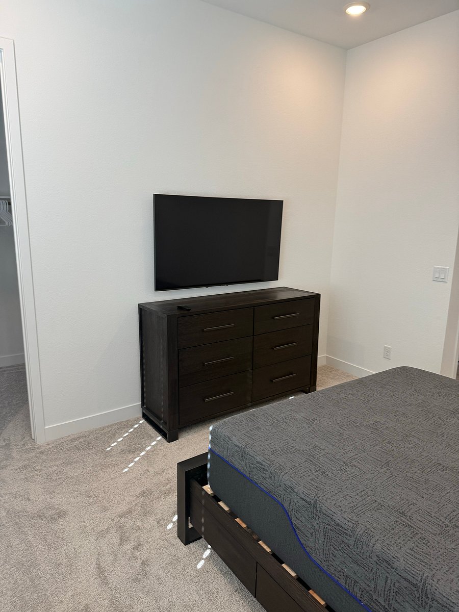 Furnished Finder property 1047651_1 photo 9