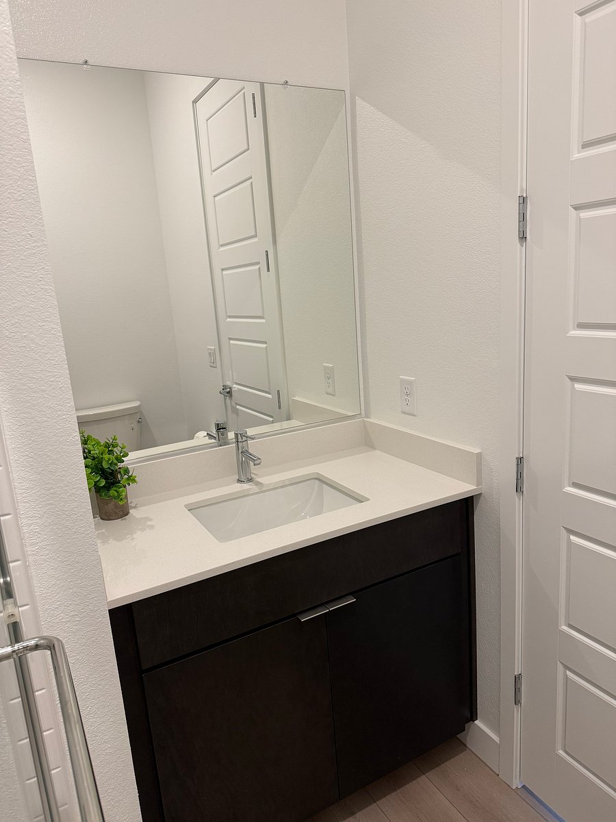 Furnished Finder property 1047651_1 photo 10
