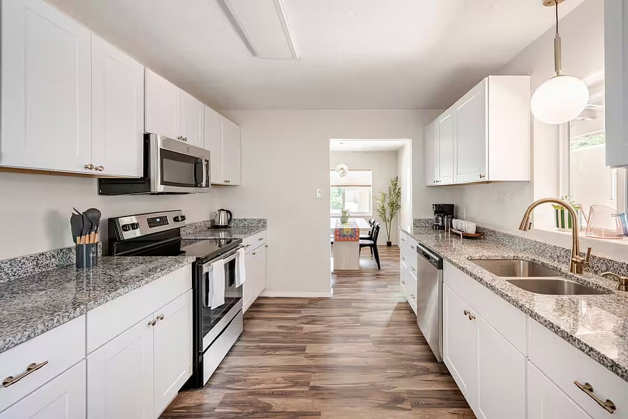 Furnished Finder property 1047661_1 photo 11