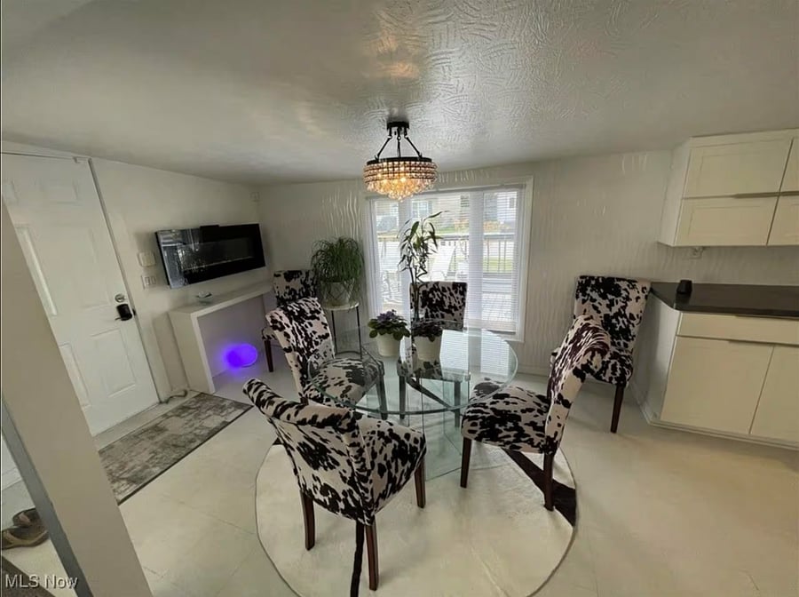 Furnished Finder property 1047683_1 photo 3