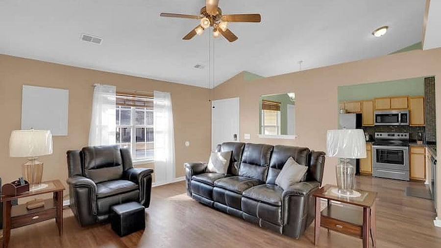 Furnished Finder property 1047711_1 photo 3