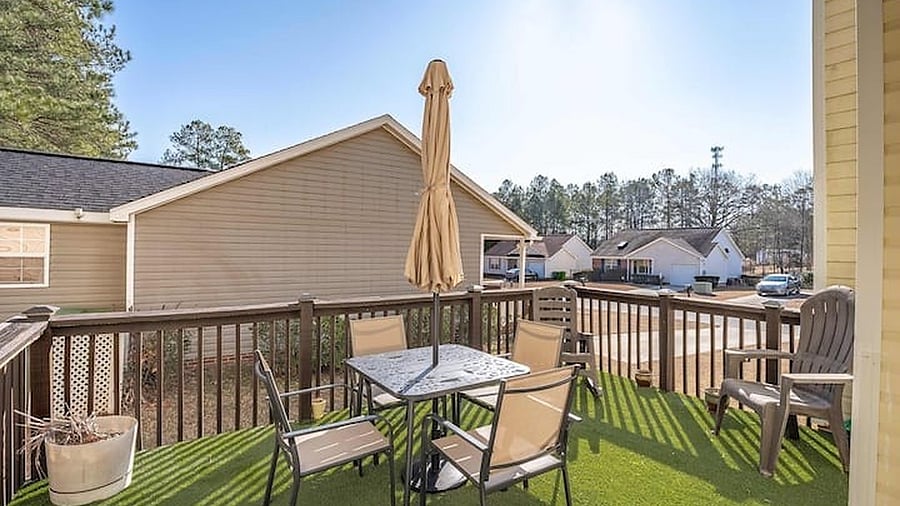 Attached deck