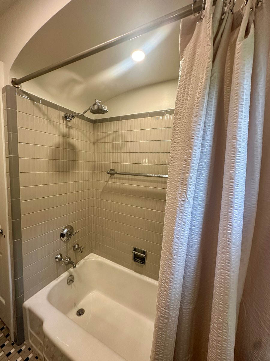Furnished Finder property 1047716_1 photo 23