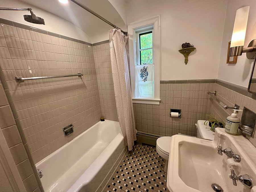 Furnished Finder property 1047716_1 photo 25