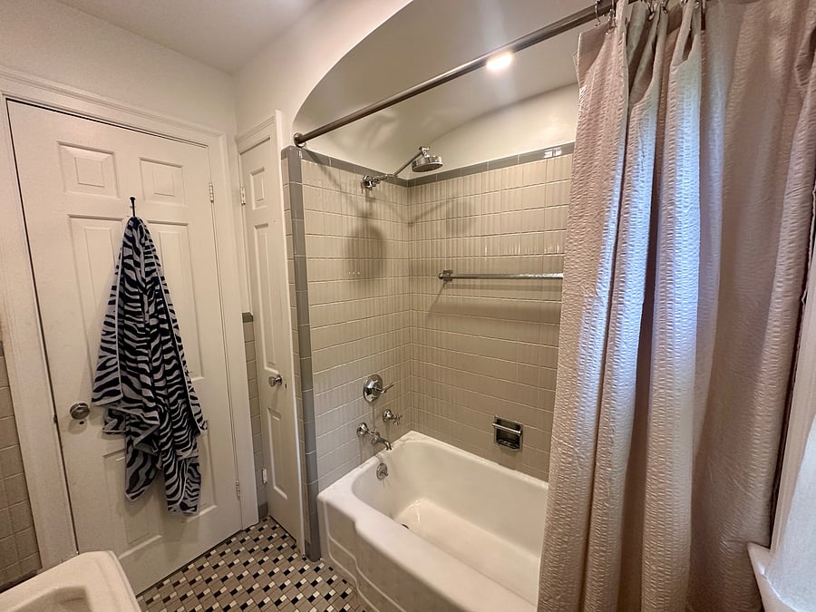 Furnished Finder property 1047716_1 photo 26