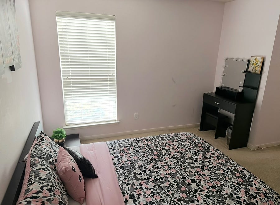 Furnished Finder property 1047724_1 photo 3