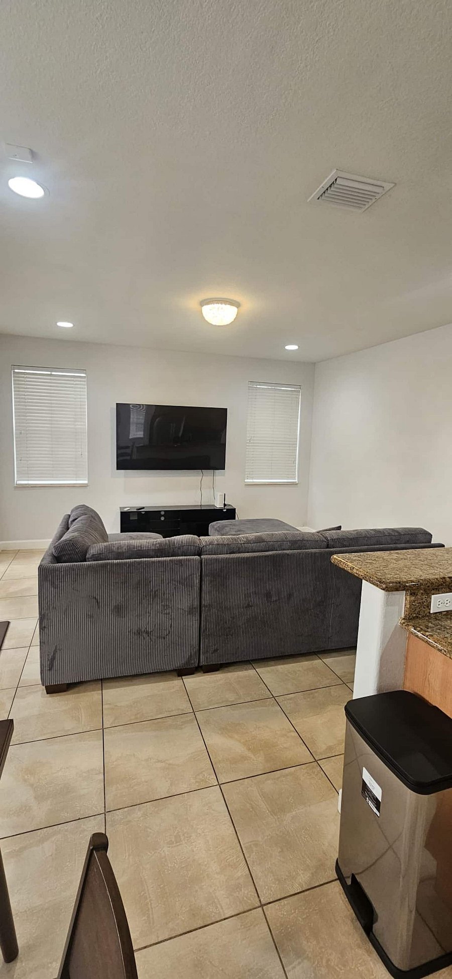 Furnished Finder property 1047725_1 photo 5