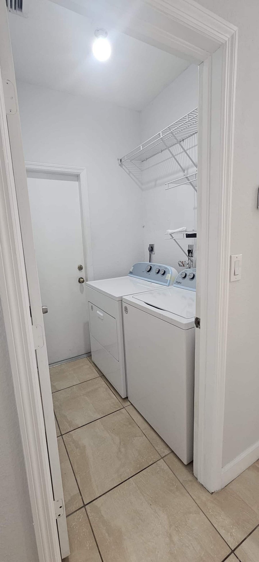 Furnished Finder property 1047725_1 photo 19