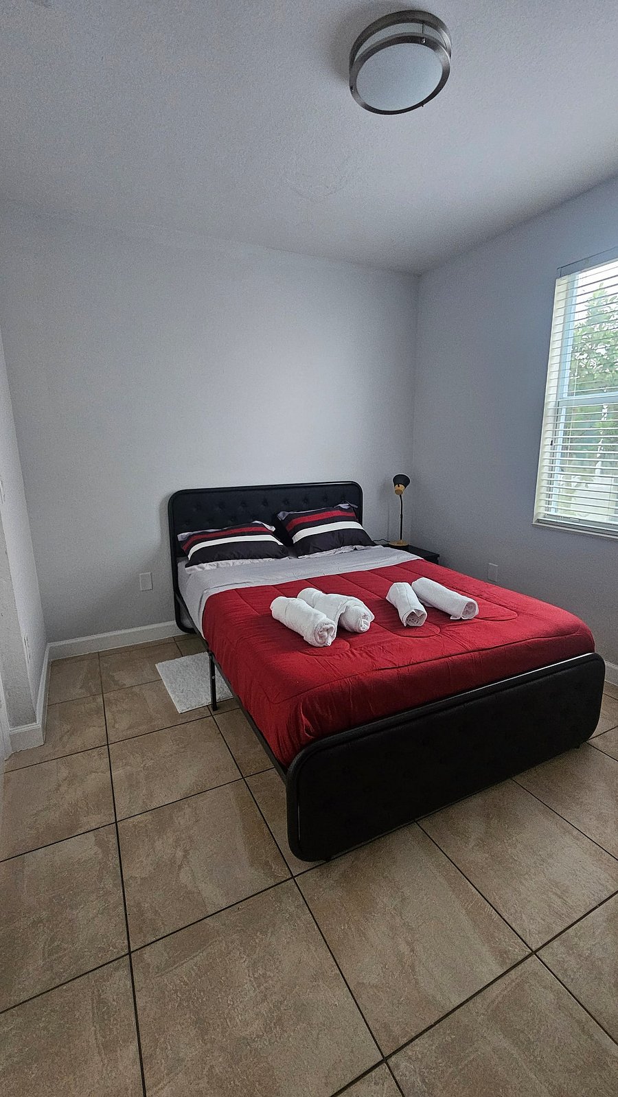 Furnished Finder property 1047725_1 photo 14