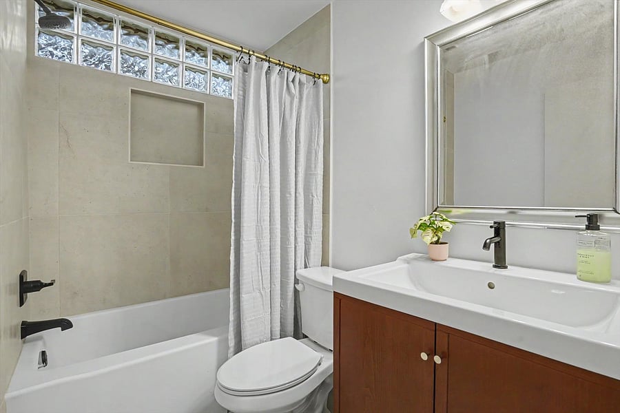 Furnished Finder property 1047756_1 photo 18