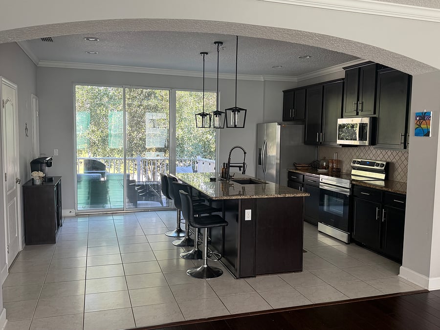 Furnished Finder property 1047782_1 photo 2