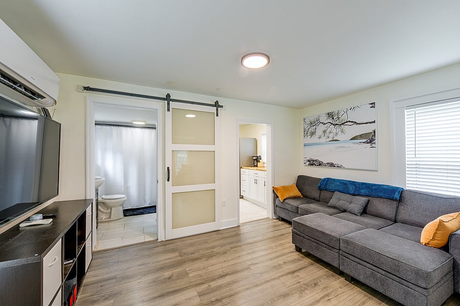 Furnished Finder property 1047804_1 photo 3