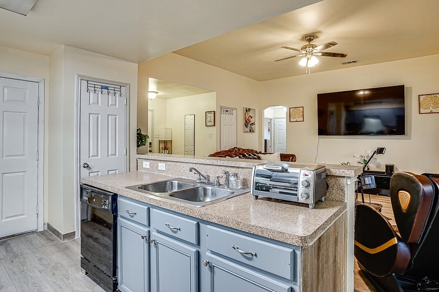 Furnished Finder property 1047810_1 photo 7