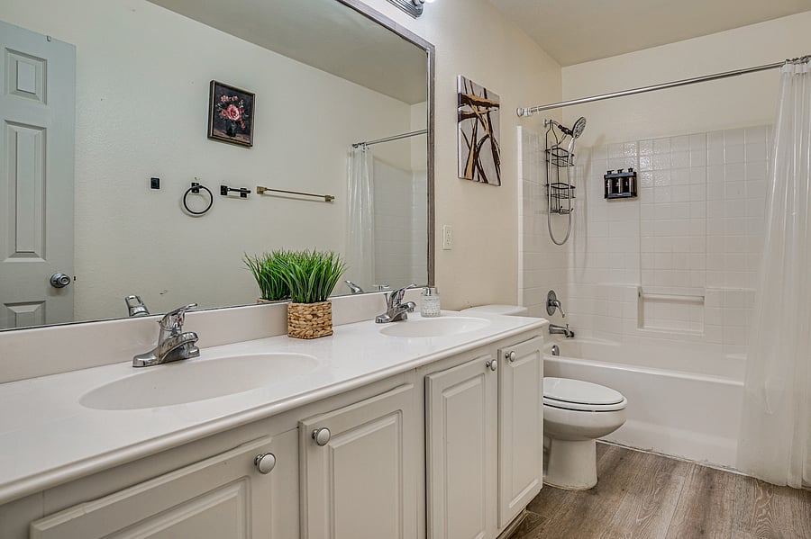 Furnished Finder property 1047810_1 photo 14