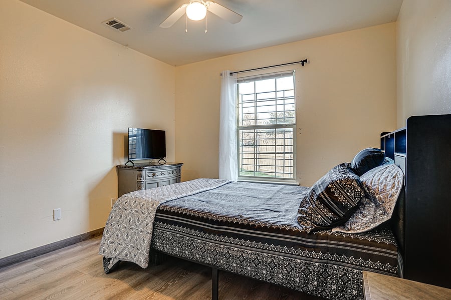 Furnished Finder property 1047810_1 photo 17