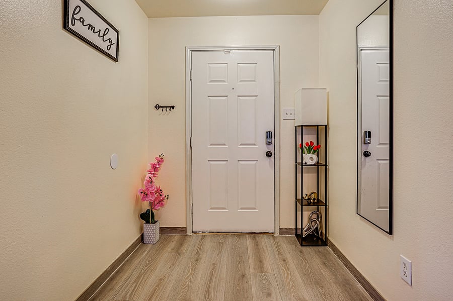 Furnished Finder property 1047810_1 photo 23