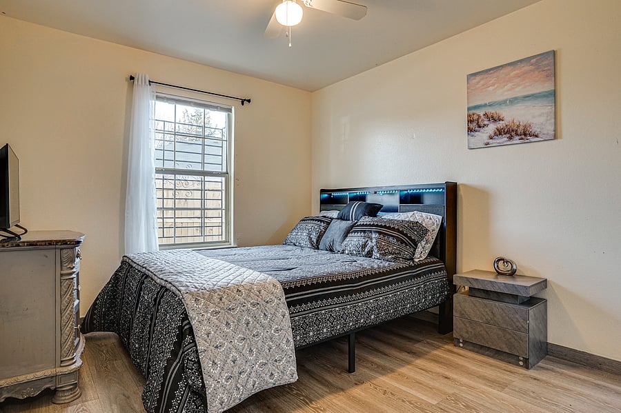 Furnished Finder property 1047810_1 photo 16