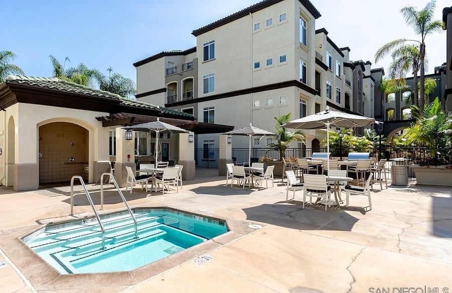 Furnished Finder property 1047838_1 photo 12