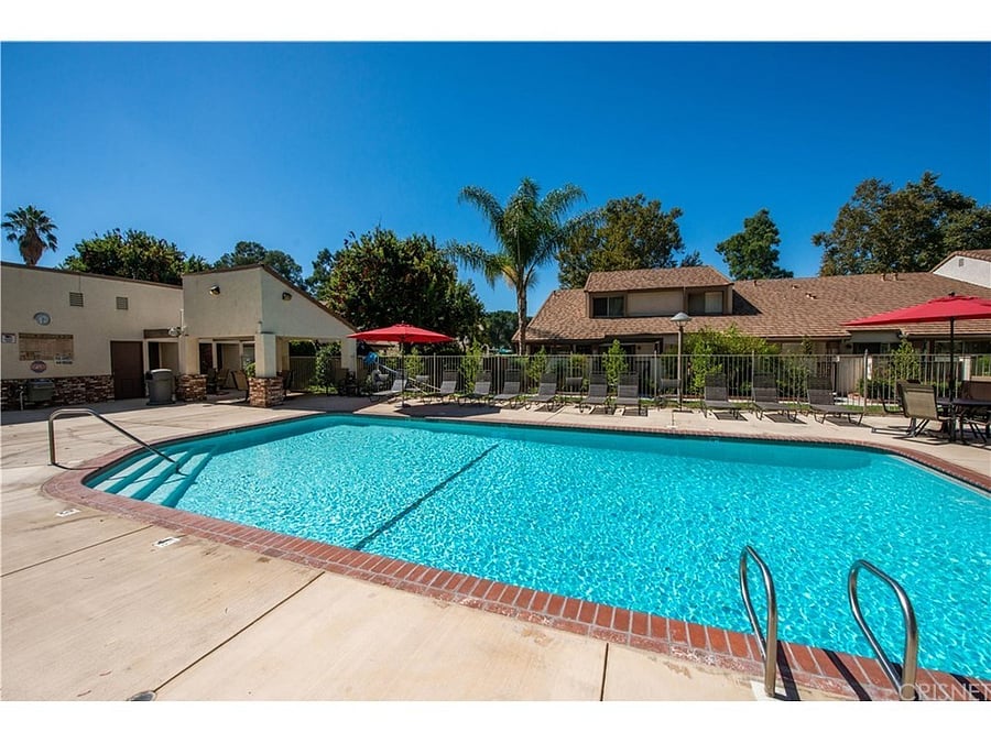 Furnished Finder property 1047839_1 photo 4